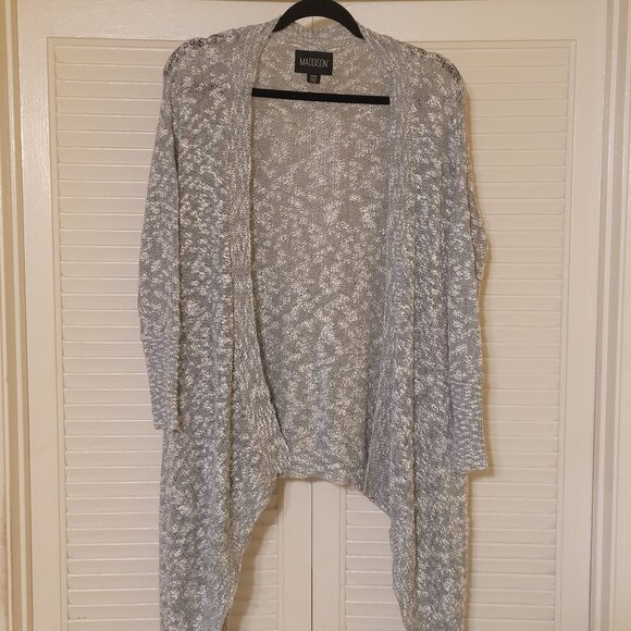 Maddison Women's Long Sleeve Cardigan. - Picture 1 of 4